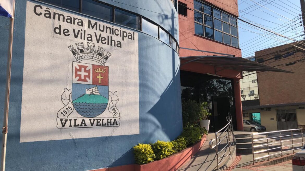 Novos vereadores não se intimidam ao discursar em plenário
