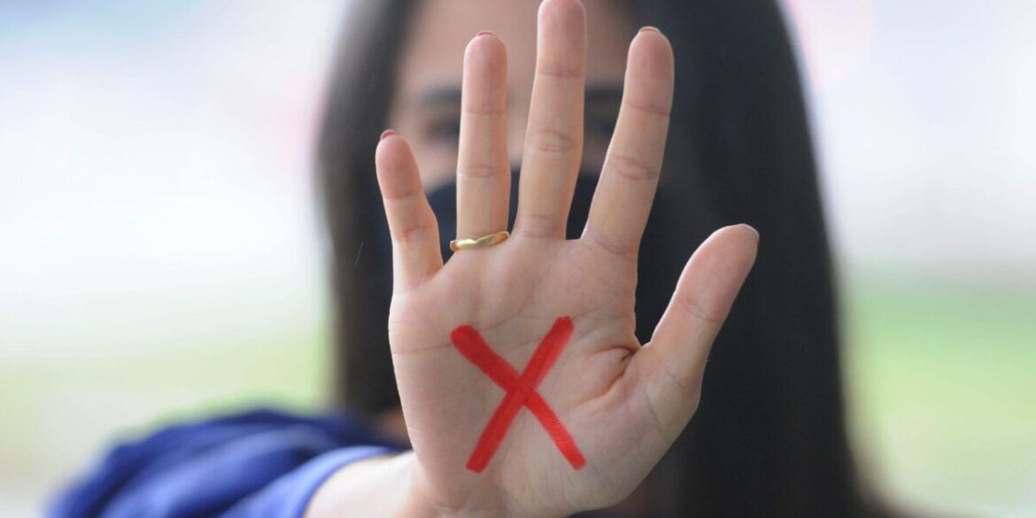 Educação: Obras relacionadas à violência contra a mulher são expostas