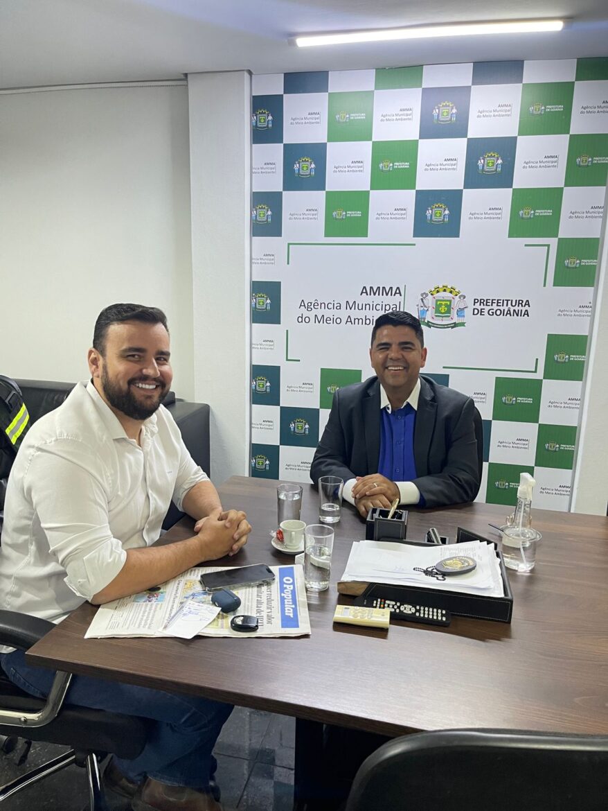 Arborização: Em Goiânia Devanir Ribeiro participa de reunião para arborização de Vila Velha