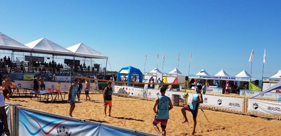 Neste fim de semana campeonato de Futevôlei agita as areias da Praia da Costa