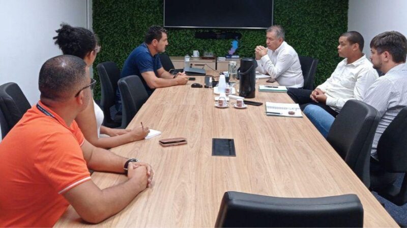 Setor de confecções recebe apoio para formar novos profissionais