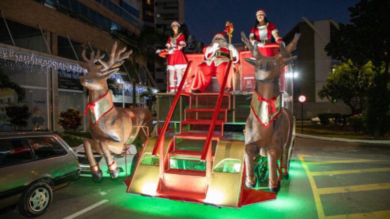​Papai Noel chegou nesta quarta (20) em Vale Encantado e Cobilândia