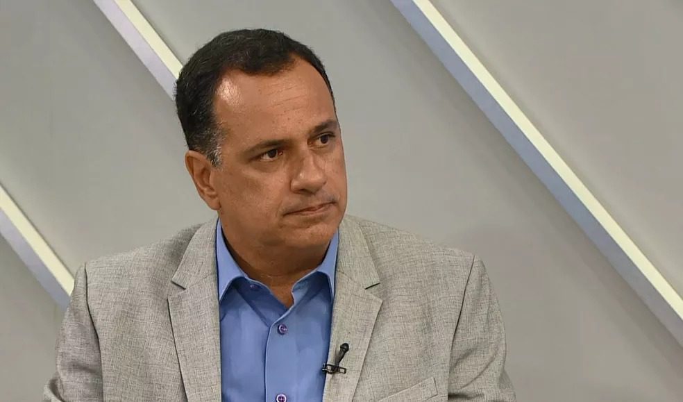 Analisando a Coreografia Política de Max Filho