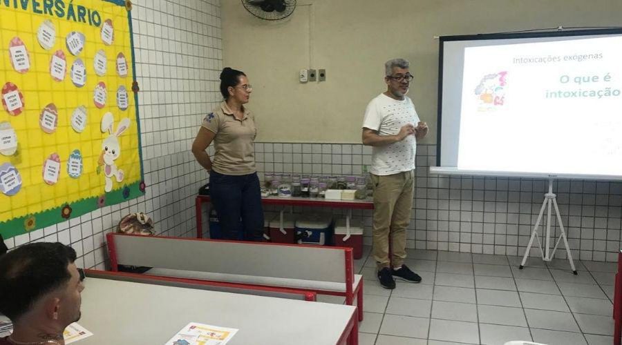 Palestras ensinam estudante a prevenir acidentes por intoxicação