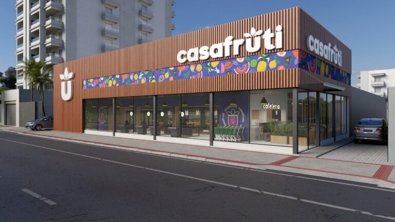Inauguração da Casafruti em Itaparica com ofertas a partir de R$ 2,99