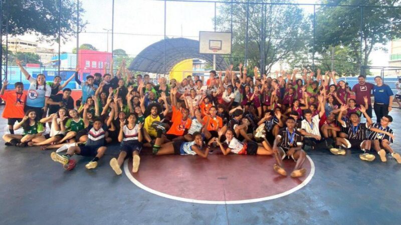 Torneio de handebol movimenta Vila Velha com mais de 170 alunos das escolas locais