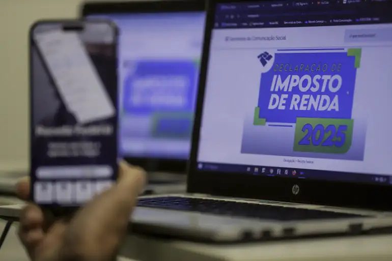 Declaração de IRPF 2025 pré-preenchida disponível a partir de hoje: conheça as vantagens