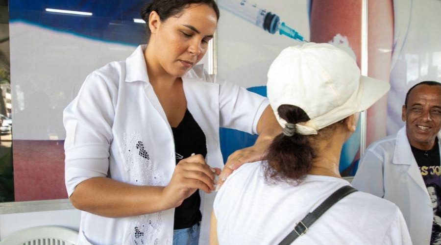 Vila Velha promove o Dia D de vacinação contra a gripe neste sábado (10)