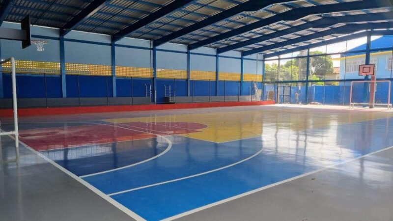 Escola de Terra Vermelha é contemplada com moderno complexo esportivo