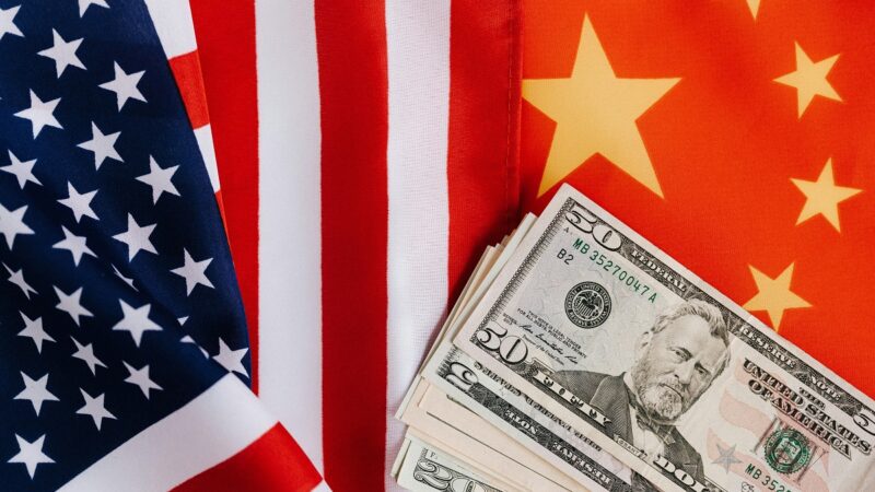 EUA e China combinam trégua de 90 dias na guerra tarifária