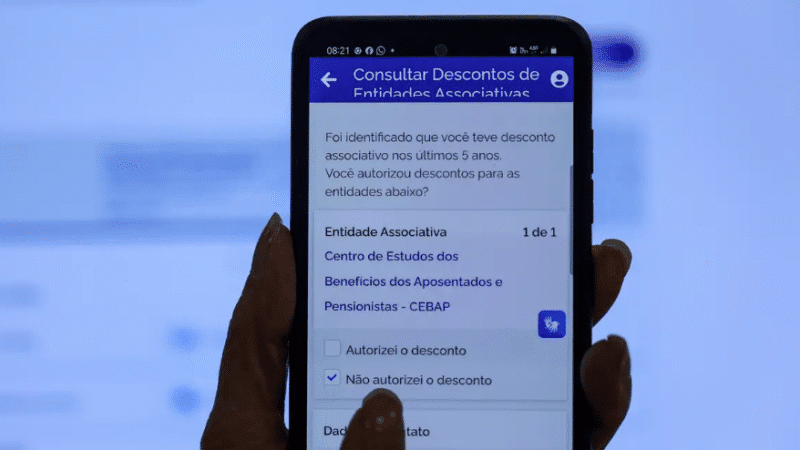 Em um dia, INSS recebe quase meio milhão de reclamações por descontos irreconhecidos