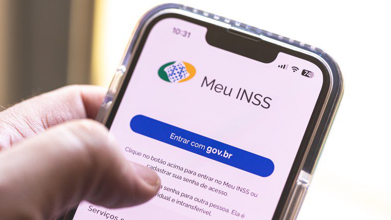 Descontos indevidos no INSS: veja como pedir o dinheiro de volta