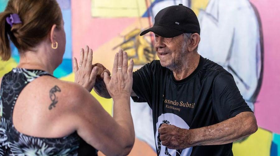 Prefeitura oferece 100 vagas gratuitas em aulas de kickboxing e capoeira