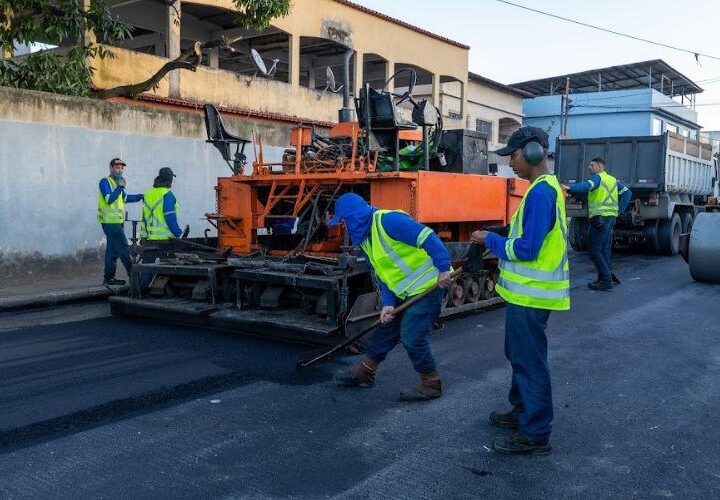Vila Velha amplia investimento na recuperação de vias e ultrapassa 440 mil m² de asfalto aplicados