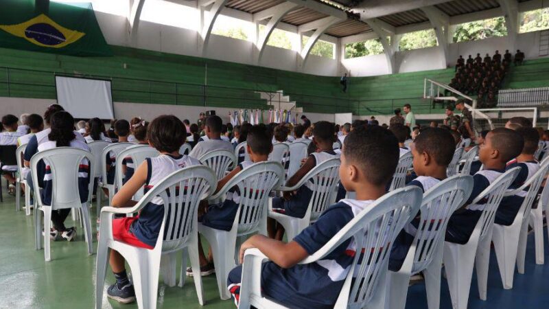Alunos voltam às atividades esportivas no Exército nesta terça-feira