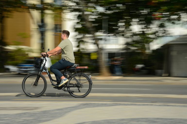 Patinetes e bicicletas elétricas viram alvos favoritos de criminosos no ES
