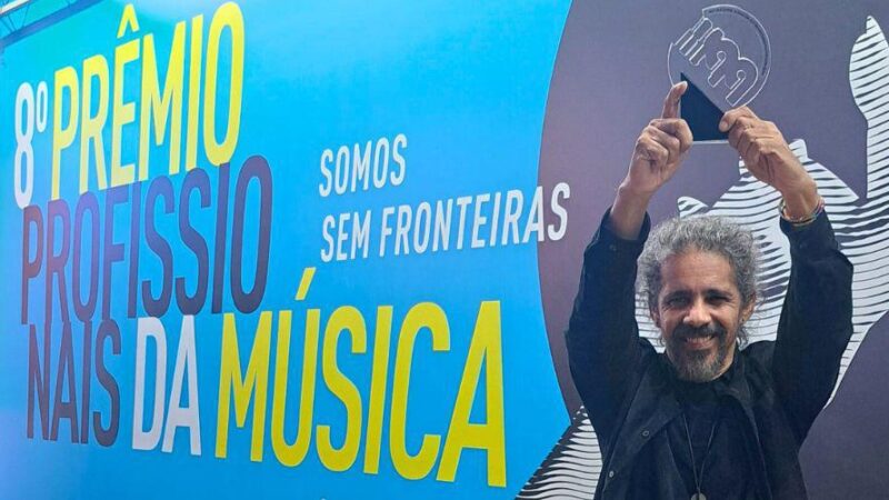 Cantor de Vila Velha é destaque no Prêmio Profissionais da Música 2025