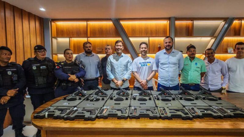 Prefeitura de Vila Velha fortalece segurança de Colatina com doação de 50 pistolas
