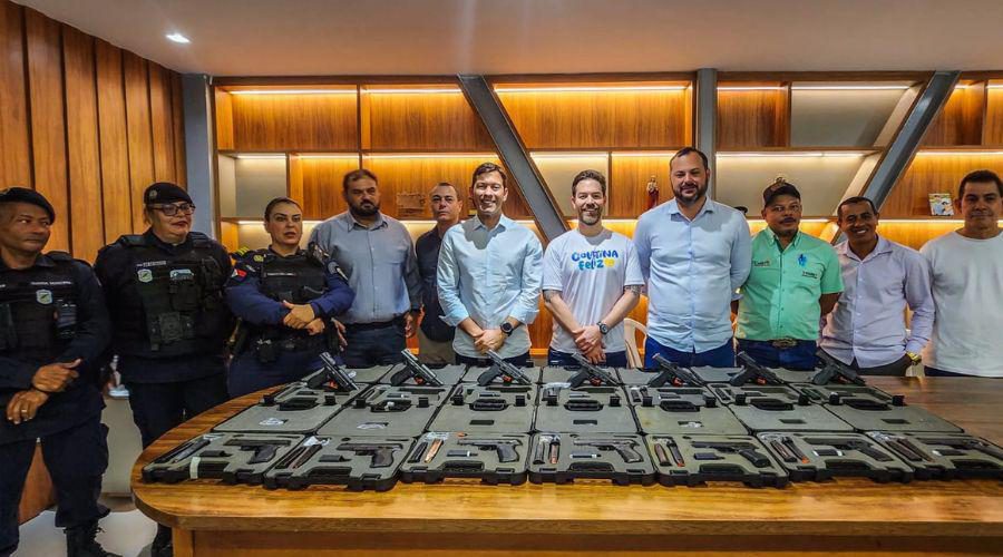 Prefeitura de Vila Velha fortalece segurança de Colatina com doação de 50 pistolas