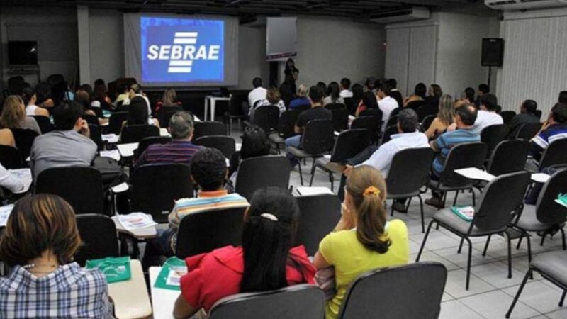 Parceria entre Prefeitura e Sebrae garante capacitação gratuita para empreendedores locais
