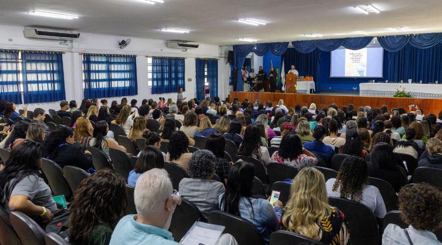 Seminário celebra trajetória de 20 anos da inclusão escolar em Vila Velha