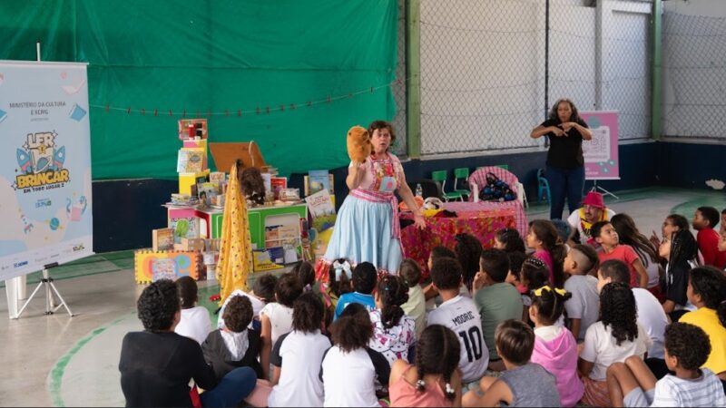 “Ler e Brincar em Todo Lugar 2” foi realizado em Vitória e Vila Velha com leitura, brincadeiras e inclusão cultural