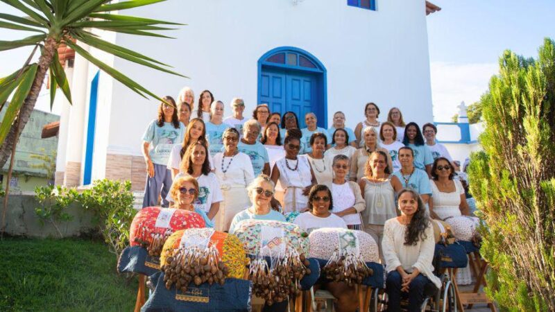 Barra do Jucu recebe festa em homenagem ao Dia da Rendeira neste domingo