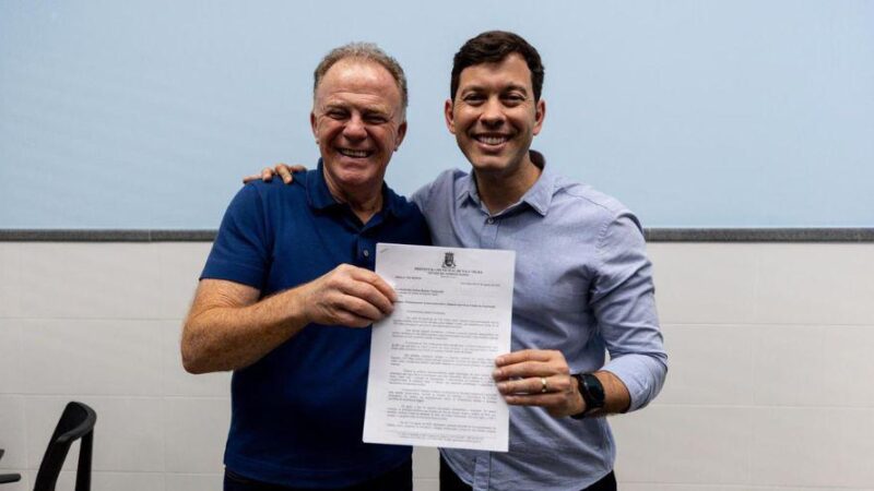 Prefeito apresenta ao governador propostas para combater tarifa dos EUA que impacta o ES