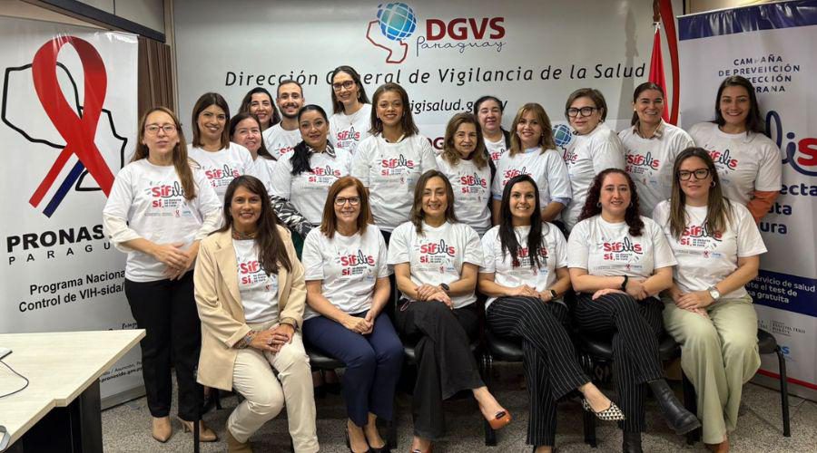 Equipe de Vila Velha amplia ações de combate à sífilis em missão no Paraguai