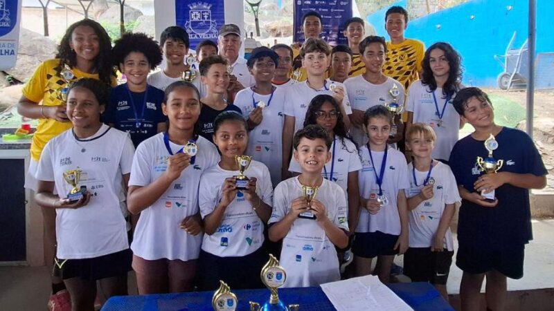 Alunos de iniciativa social marcam presença no Circuito de Tênis Escolar