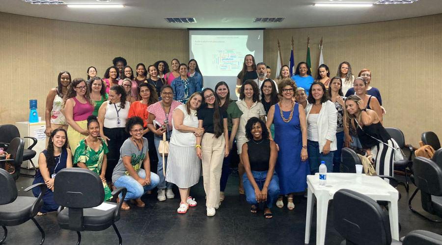 Equipes multiprofissionais passam por capacitação para qualificar atendimento em saúde