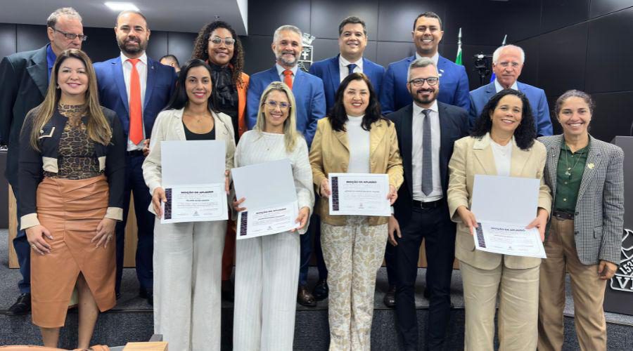 Câmara Municipal homenageia equipe de Finanças por conquistas nacionais