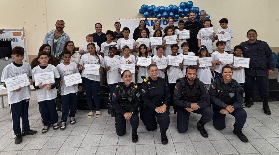 Projeto “Anjos da Guarda” conclui formação da 10ª turma em escolas municipais