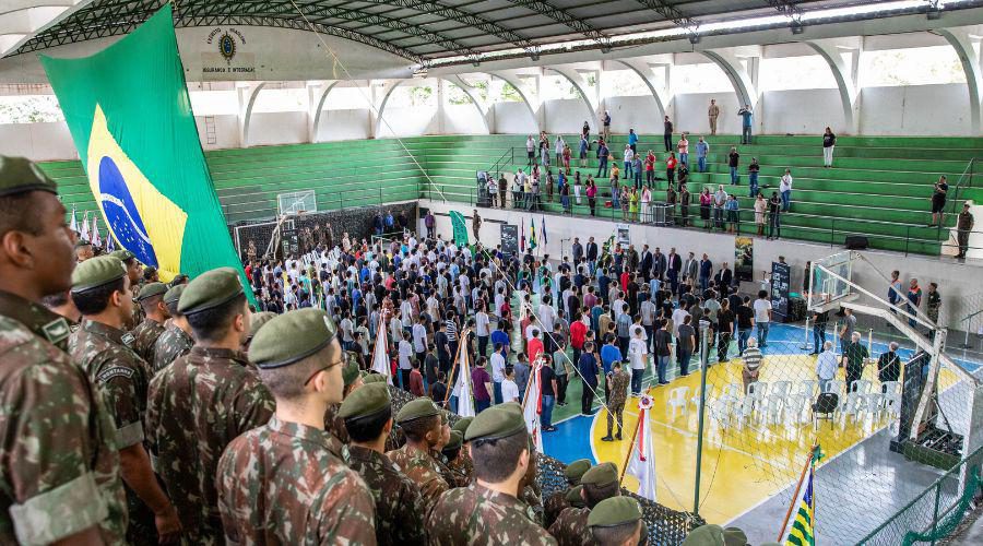 Juramento à Bandeira e entrega de Certificados de Dispensa ocorrem nesta quinta-feira