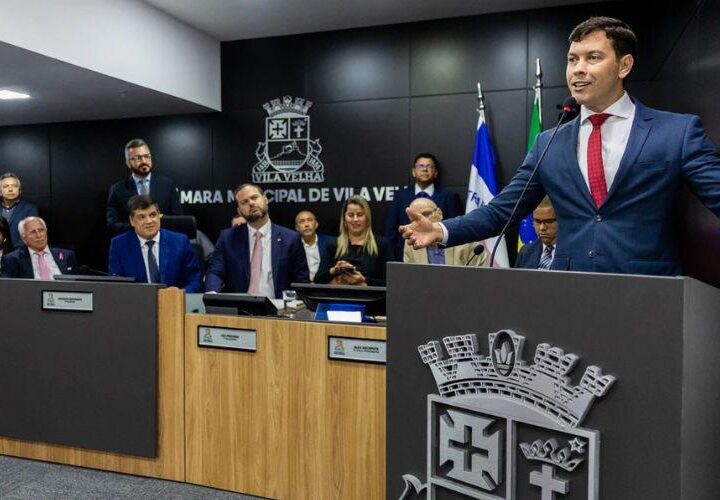 Prefeito Arnaldinho Borgo destaca resultados e avanços da gestão em apresentação na Câmara Municipal
