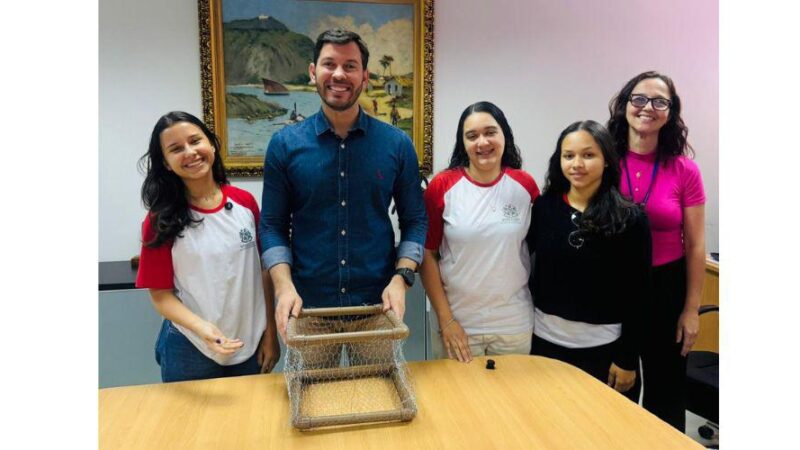 Bueiro ecológico desenvolvido por estudantes será instalado pela Prefeitura na sexta-feira