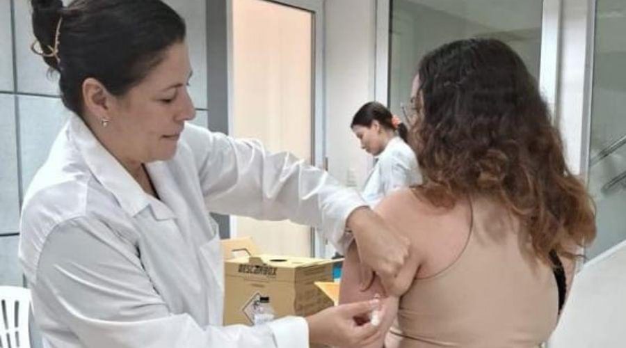 Saúde promove vacinação contra gripe, dengue e outras doenças em shopping