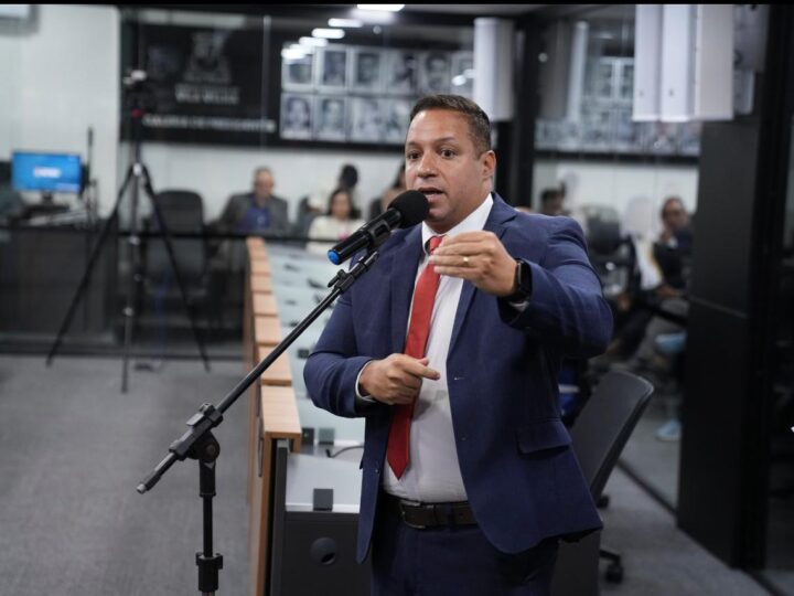 Vereador propõe rebatizar escola Dante Michelini de Vila Velha com nome de Araceli