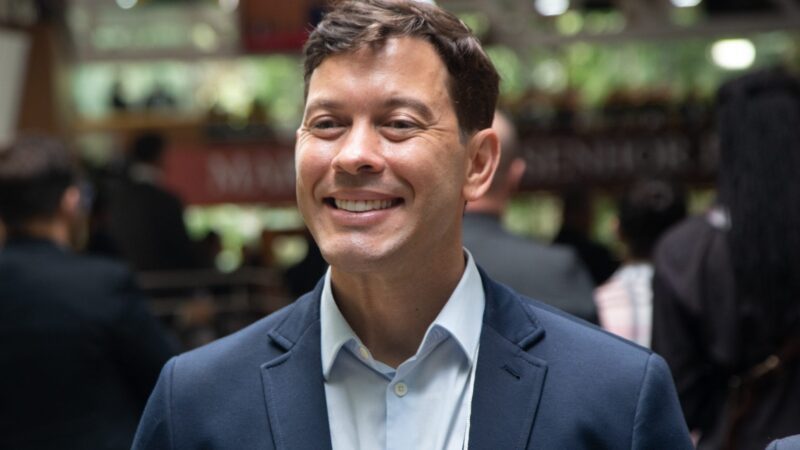 Arnaldinho prioriza gestão e descarta disputar eleições em 2026