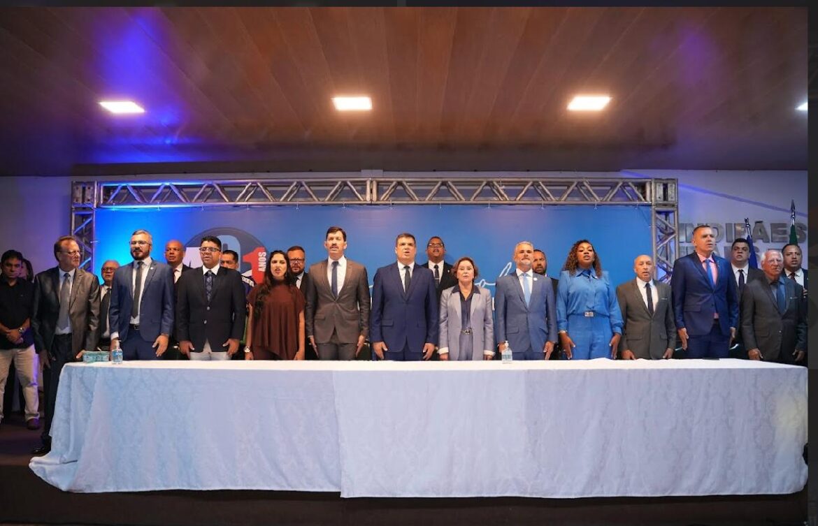 Deva fortalece atuação política e destaca papel das pessoas na construção da cidade