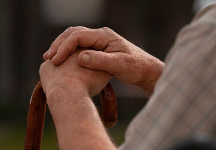 Estão abertas as inscrições para roda de conversa sobre violência contra a pessoa idosa