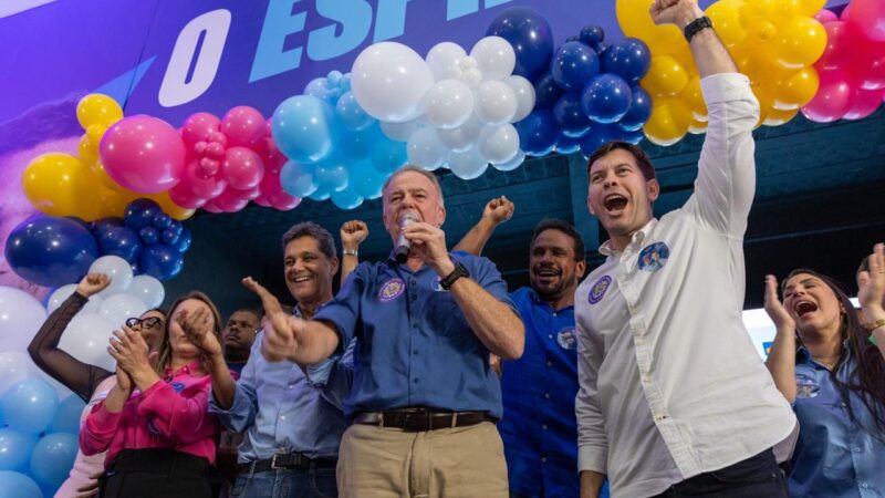 Evento político em Vila Velha reúne Arnaldinho, Ferraço e Casagrande em lançamento de candidaturas
