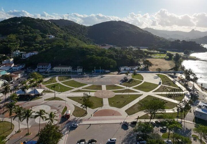 Prefeitura dá início às obras de recuperação do piso do Parque da Prainha
