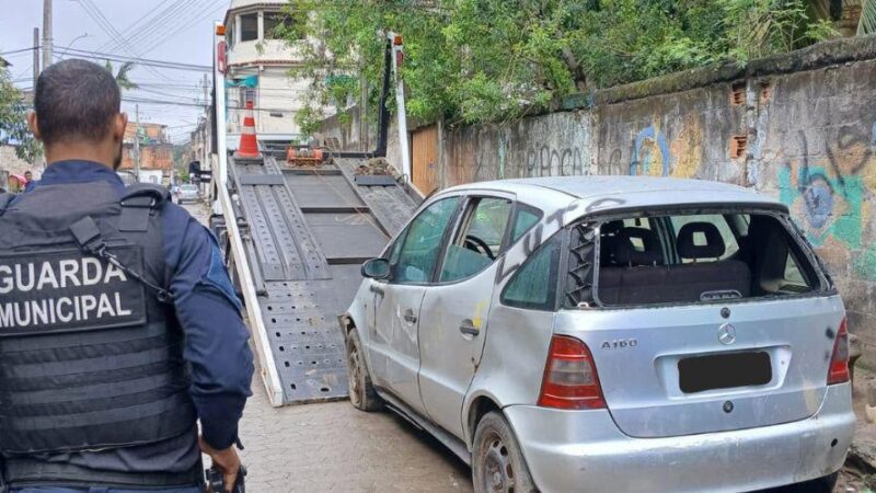 Guarda Municipal retira 379 veículos abandonados das ruas e melhora a organização urbana