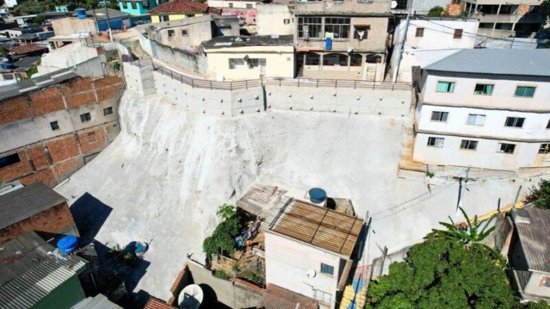 Ilha da Conceição passa por obras de contenção de encosta e ganha uma praça renovada