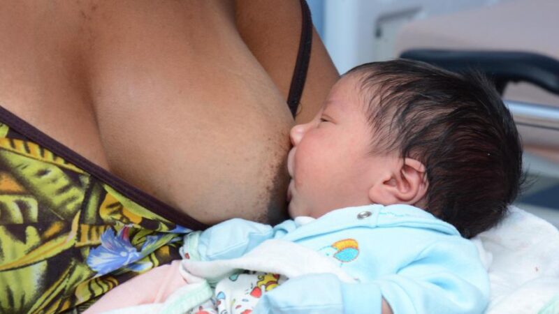 ​Agosto Dourado: Unidades de Saúde fazem ações em incentivo à amamentação