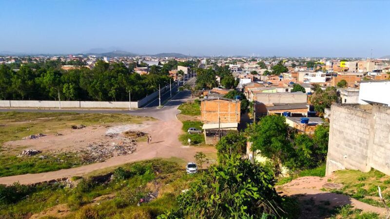 Regularização fundiária é retomada em três bairros