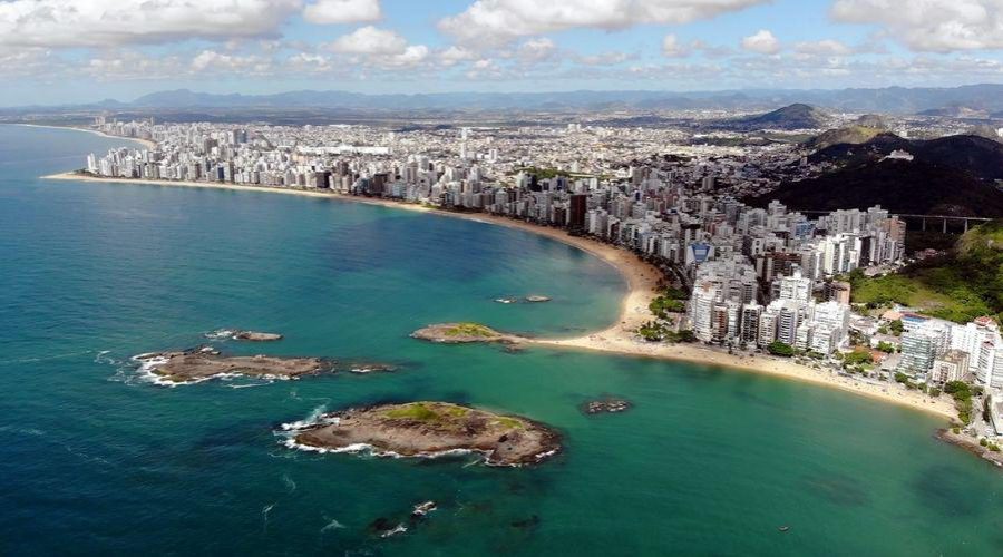Praias de Vila Velha são opções para moradores e turistas no feriado