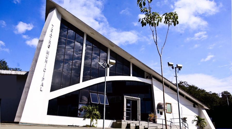 Teatro Municipal de Vila Velha segue em reforma para receber mais acessibilidade