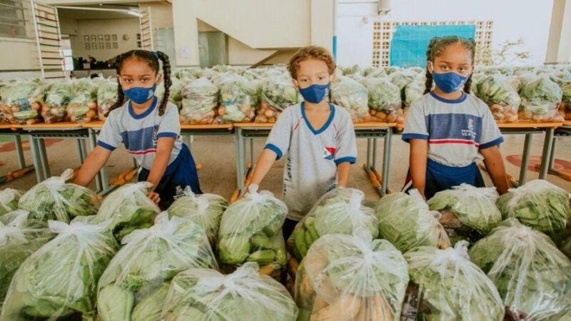 Kits Merenda: ​Prefeitura vai distribuir 53 kits para alunos do município